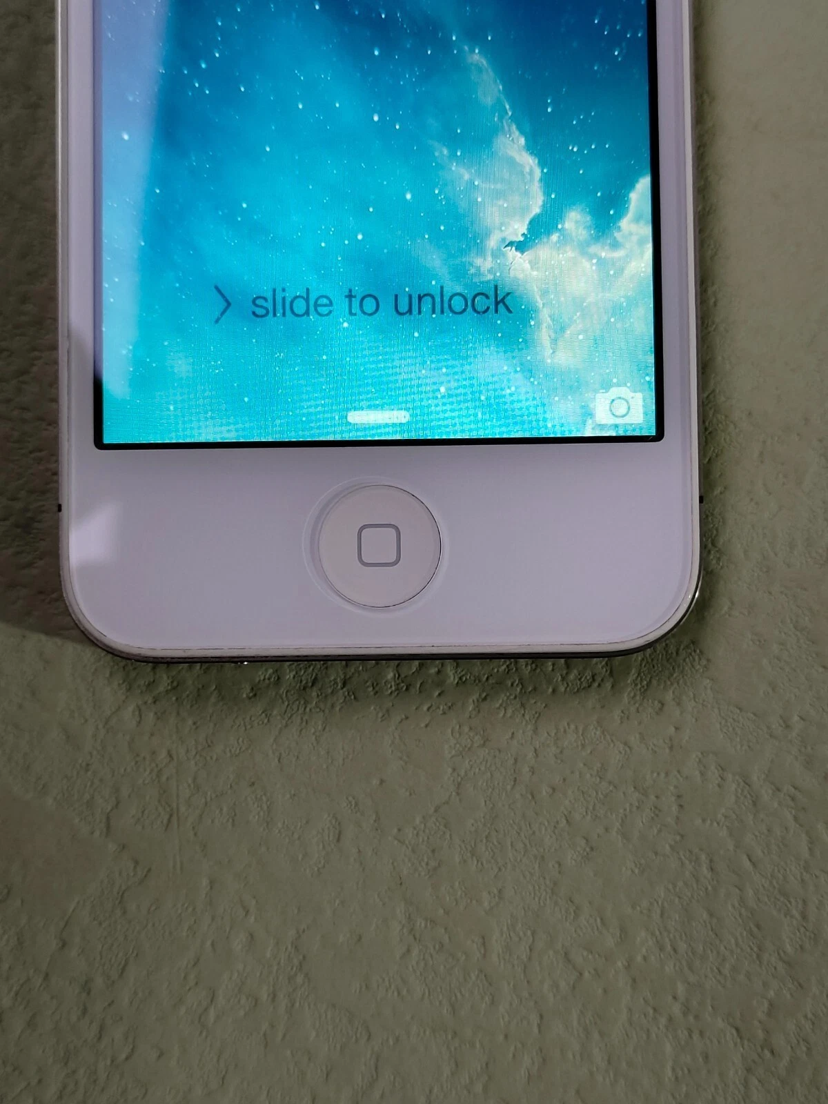 Apple iPhone 4 iPhone 4s Unlocked White Black 8GB 16GB 32GB CCD Camera Very Good