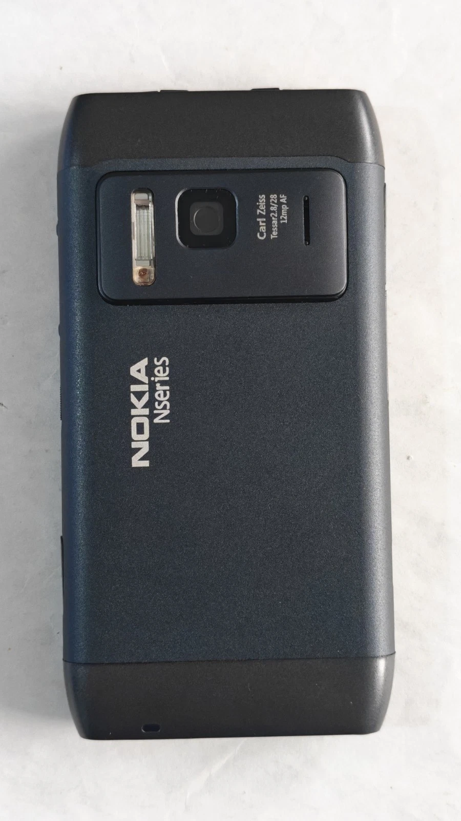 Nokia N8 N8-00 3G WIFI GPS 12MP Touchscreen 3.5" 16GB Smartphone Reboxed