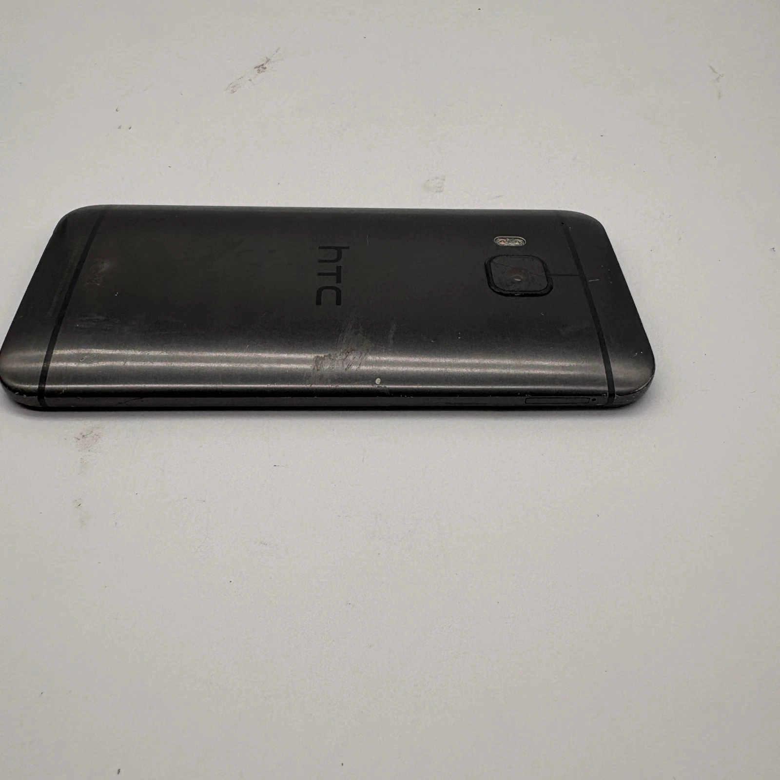 HTC One M8 Smartphone Working Gray Android Phone 32GB