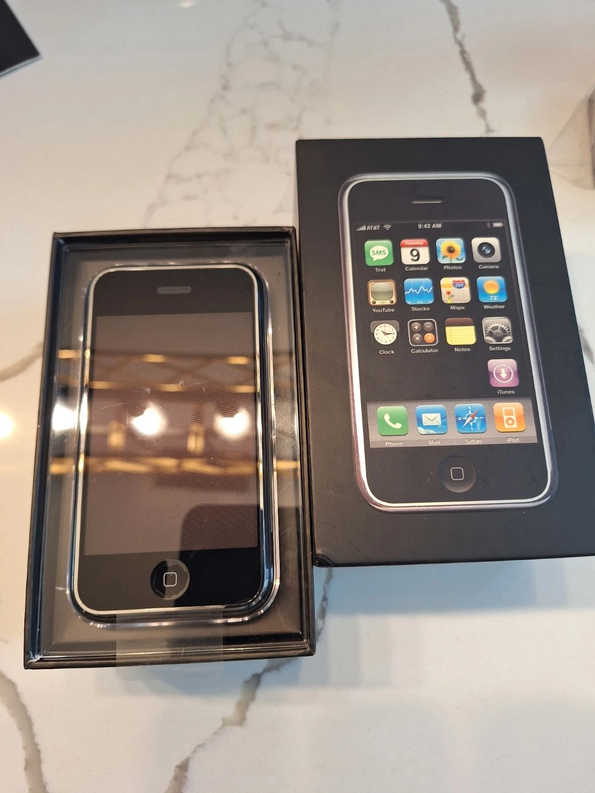 Apple iPhone 2G 1st Generation A1203 8GB Vintage Rare Collectible Original