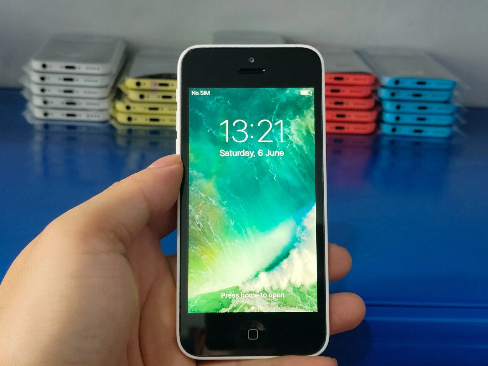 Apple iPhone 5c 8/16/32GB UNLOCKED ALL COLOR 4'' 8MP GOOD GIFT Tested Working